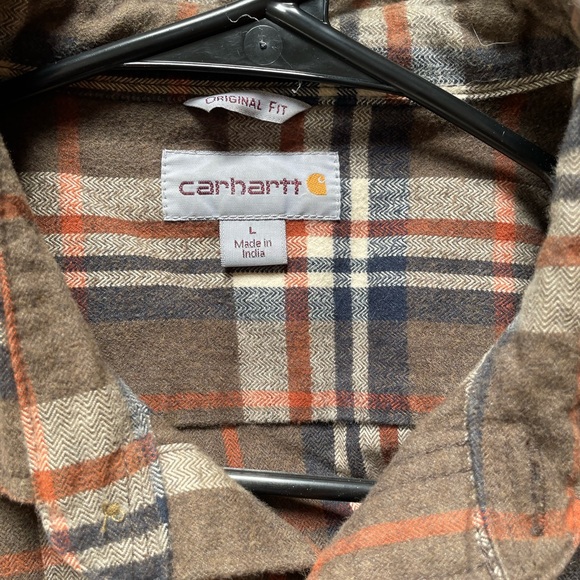Carhartt shirt - Picture 3 of 3